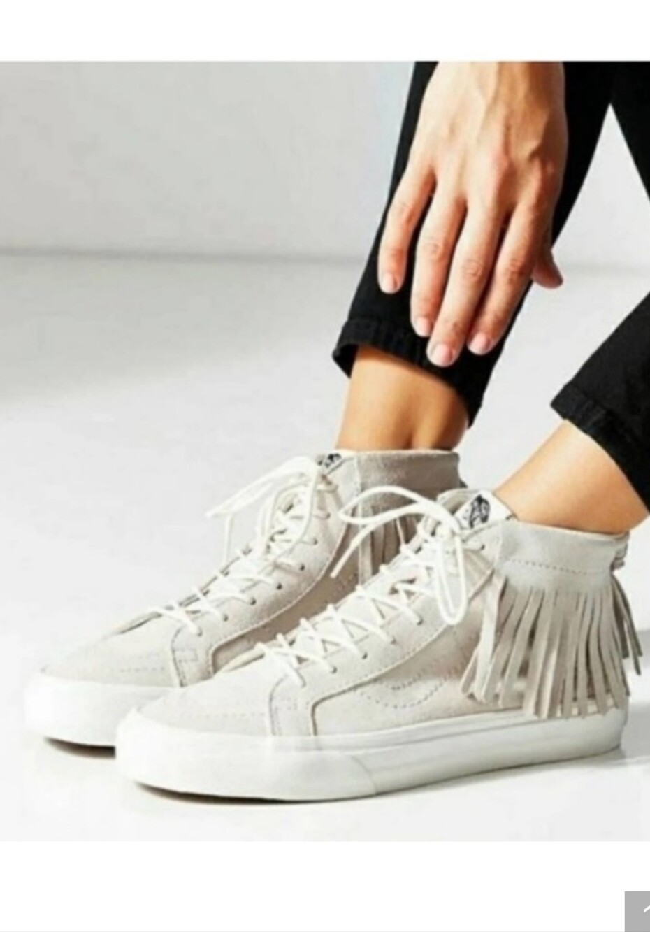 Vans Sk8 Moccasin White Suede Fringe High top Sneaker W sz 9